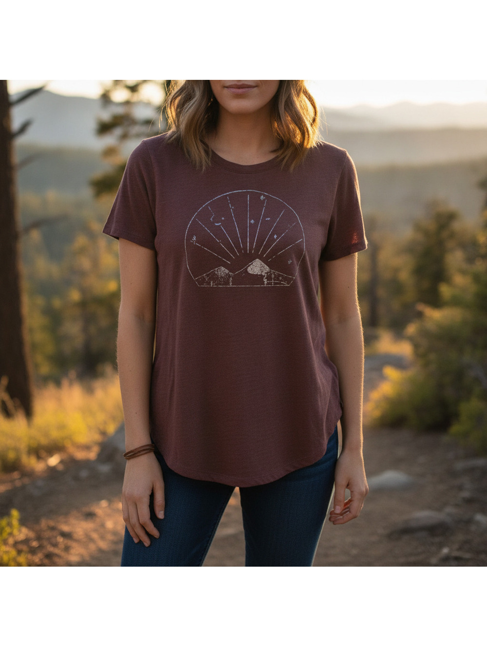 Old Navy Everywear Top, Size L, Mauve Maroon with Silver Mountain Scene